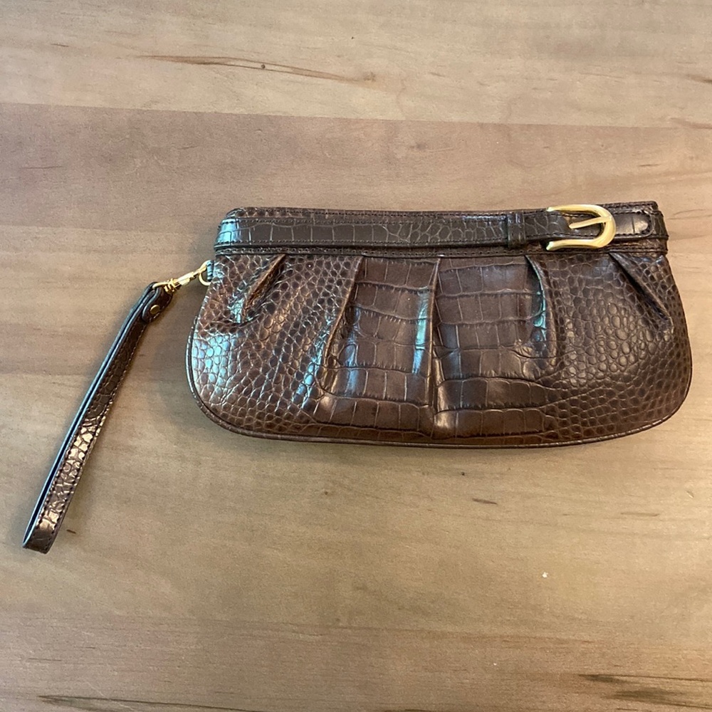 NWT Ann Taylor Loft Genuine Leather Wristlet